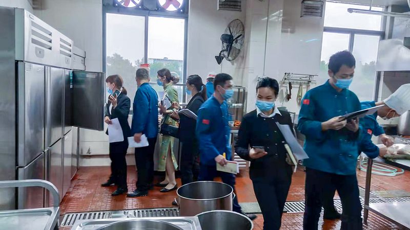 坚果炒货批发：揭秘厂家直销加盟的四大关键要素